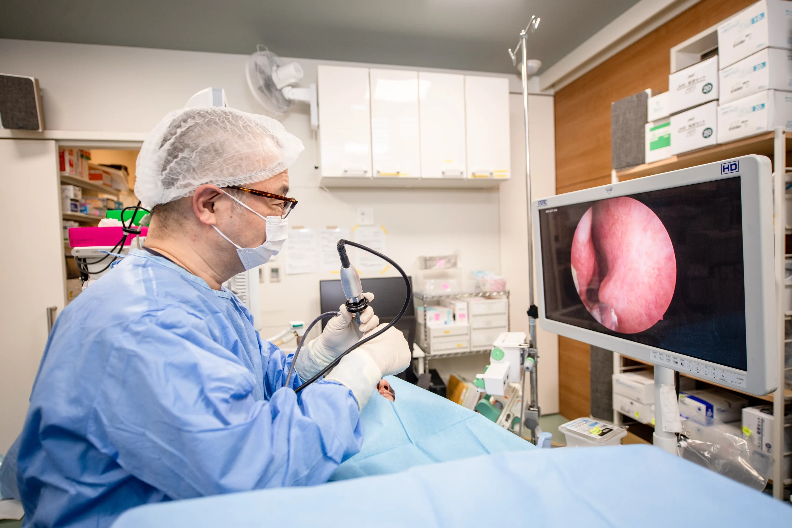 肥厚性鼻炎に対する粘膜下下鼻甲介骨切除術：日帰りで行う鼻づまりを改善させる手術②